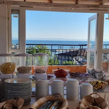 Семеен Хотел Денз Hotel Chernomorets