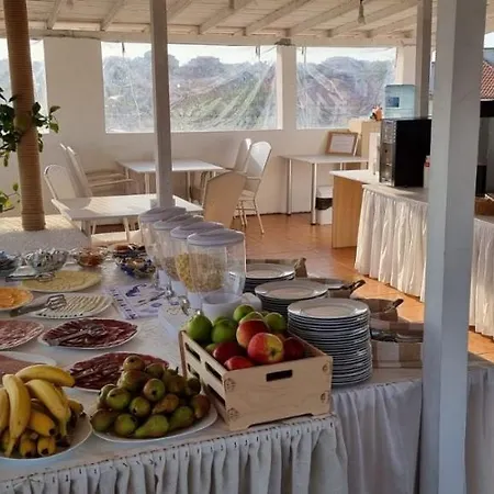 Семеен Хотел Денз Hotel
