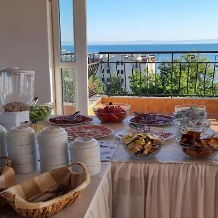 Hotel Семеен Хотел Денз