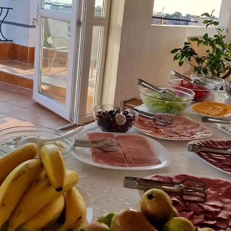 Hotel Семеен Хотел Денз