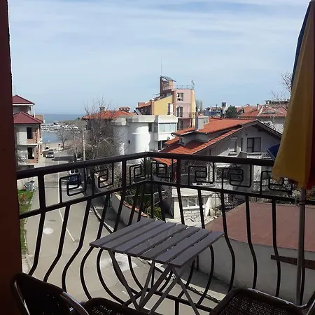 Hotel Семеен Хотел Денз Chernomorets